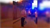 POŽAR U NOVOM PAZARU: Gori porodična kuća, vatra preti da se proširi (VIDEO) POŽAR U NOVOM PAZARU: Gori porodična kuća, vatra preti da se proširi (VIDEO)