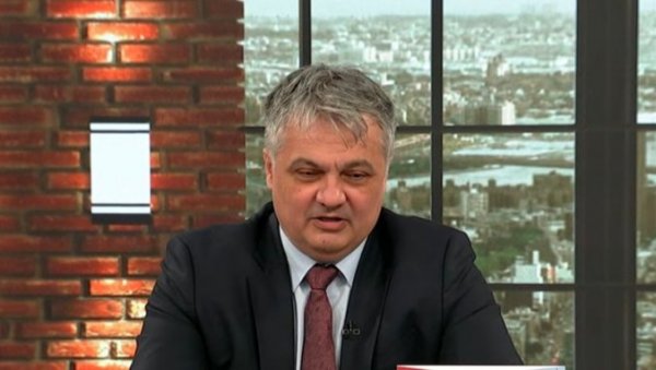 „НЕ ПЛАШИМ СЕ ШОЛАКОВЕ ХАЈКЕ“ - Владимир Лучић одговорио Јунајтед Групи: Истина је на страни Телекома „НЕ ПЛАШИМ СЕ ШОЛАКОВЕ ХАЈКЕ“ - Владимир Лучић одговорио Јунајтед Групи: Истина је на страни Телекома
