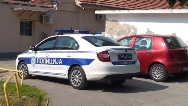 МАРИХУАНА СА АМФЕТАМИНОМ: Полиција ухапсила мушкарца у Зрењанину МАРИХУАНА СА АМФЕТАМИНОМ: Полиција ухапсила мушкарца у Зрењанину