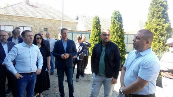 ДОБРЕ ЦЕНЕ ЗА РАТАРЕ: Проблем имају сточари ДОБРЕ ЦЕНЕ ЗА РАТАРЕ: Проблем имају сточари
