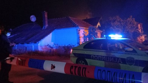 PAKAO U ČAČKU! Ispovest radnice fabrike Sloboda koja gori: Stravično je! Nalazimo se zarobljene u podrumu (FOTO/VIDEO) PAKAO U ČAČKU! Ispovest radnice fabrike Sloboda koja gori: Stravično je! Nalazimo se zarobljene u podrumu (FOTO/VIDEO)
