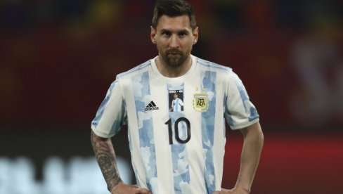 MESIJEV POTEZ RASPLAKAO ARGENTINU: Veliki si Leo, kao i Maradona koga nisi zaboravio MESIJEV POTEZ RASPLAKAO ARGENTINU: Veliki si Leo, kao i Maradona koga nisi zaboravio