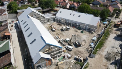 НА ЈЕСЕН ВИШЕ МЕСТА ЗА МАЛИШАНЕ: Завршни радови на изградњи вртића у Новом Саду НА ЈЕСЕН ВИШЕ МЕСТА ЗА МАЛИШАНЕ: Завршни радови на изградњи вртића у Новом Саду