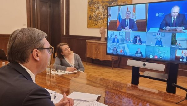 ВУЧИЋ И ПУТИН ПОКРЕНУЛИ ПРОИЗВОДЊУ: Институт Торлак прави Спутњик Ве ВУЧИЋ И ПУТИН ПОКРЕНУЛИ ПРОИЗВОДЊУ: Институт Торлак прави Спутњик Ве