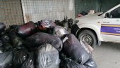 ОДУЗЕТА ВЕЛИКА КОЛИЧИНА ТЕКСТИЛА У БИХ: Непријављена роба вредна преко 115 хиљада евра ОДУЗЕТА ВЕЛИКА КОЛИЧИНА ТЕКСТИЛА У БИХ: Непријављена роба вредна преко 115 хиљада евра