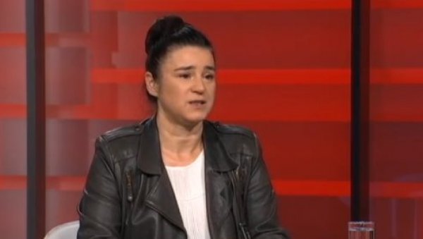 ОГЛАСИО СЕ И МЕДИЦИНСКИ ФАКУЛТЕТ: Делта плус сој короне можемо ускоро очекивати у Србији ОГЛАСИО СЕ И МЕДИЦИНСКИ ФАКУЛТЕТ: Делта плус сој короне можемо ускоро очекивати у Србији