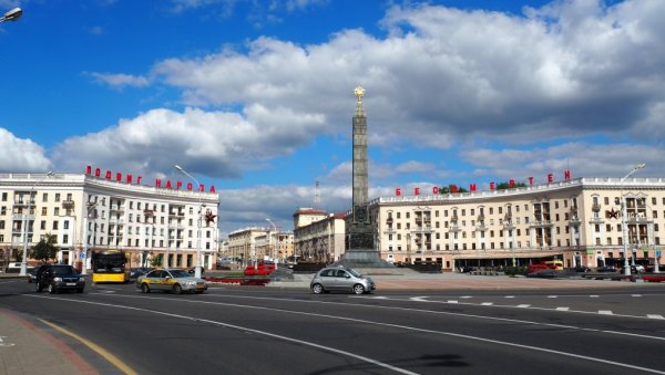 БЕЛОРУСИ ОПТУЖУЈУ ЛИТВАНЦЕ: Финансирају паравојне снаге које хоће да сруше владу у Минску БЕЛОРУСИ ОПТУЖУЈУ ЛИТВАНЦЕ: Финансирају паравојне снаге које хоће да сруше владу у Минску