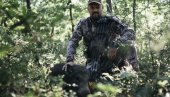 МИСТИЧНОСТ ЛОВА ЛУКОМ И СТРЕЛОМ: Зрењанинац Чаба Теречик иноватор међу ловцима у Србији МИСТИЧНОСТ ЛОВА ЛУКОМ И СТРЕЛОМ: Зрењанинац Чаба Теречик иноватор међу ловцима у Србији