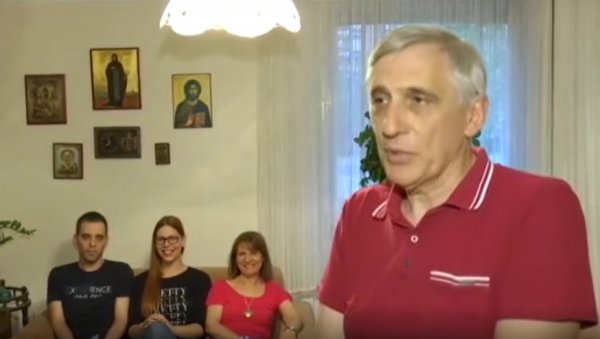 ОГЛАСИО СЕ СРЕЋНИ ДОБИТНИК СТАНА: Горан још увек отплаћује стамбени кредит, овај добитак мења све ОГЛАСИО СЕ СРЕЋНИ ДОБИТНИК СТАНА: Горан још увек отплаћује стамбени кредит, овај добитак мења све