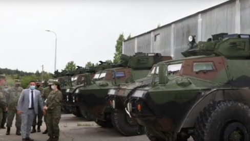 АМЕРИКАНЦИ ПОМАЖУ ВОЈСЦИ ЛАЖНЕ ДРЖАВЕ: Поклонили им оклопна возила отпорна на мине АМЕРИКАНЦИ ПОМАЖУ ВОЈСЦИ ЛАЖНЕ ДРЖАВЕ: Поклонили им оклопна возила отпорна на мине