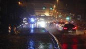 НЕВРЕМЕ У НЕМАЧКОЈ: Поплава око железничке станице у Штутгарту, улице затворене НЕВРЕМЕ У НЕМАЧКОЈ: Поплава око железничке станице у Штутгарту, улице затворене