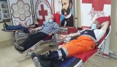 ДАРУЈ КРВ, СПАСИ ЖИВОТ: Акција прикупљања драгоцене течности код Параћина ДАРУЈ КРВ, СПАСИ ЖИВОТ: Акција прикупљања драгоцене течности код Параћина