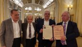 POVELJA I POČASNO ČLANSTVO: Udruženje Vasojevića odalo priznanje Andriji Mandiću POVELJA I POČASNO ČLANSTVO: Udruženje Vasojevića odalo priznanje Andriji Mandiću
