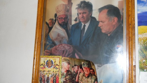 У ГРОБ ЋУ ОДНЕТИ ЖАЛ: Исповест стрине генерала Ратка Младића након изрицања пресуде У ГРОБ ЋУ ОДНЕТИ ЖАЛ: Исповест стрине генерала Ратка Младића након изрицања пресуде