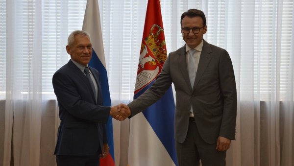 БЕОГРАД ЈЕ СПРЕМАН ЗА ДИЈАЛОГ: Петковић разговарао са Боцан-Харченком БЕОГРАД ЈЕ СПРЕМАН ЗА ДИЈАЛОГ: Петковић разговарао са Боцан-Харченком