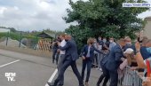 ПРОНАЂЕНО ОРУЖЈЕ И МАЈН КАМФ: Претресом куће саучесника нападача на Макрона ПРОНАЂЕНО ОРУЖЈЕ И МАЈН КАМФ: Претресом куће саучесника нападача на Макрона