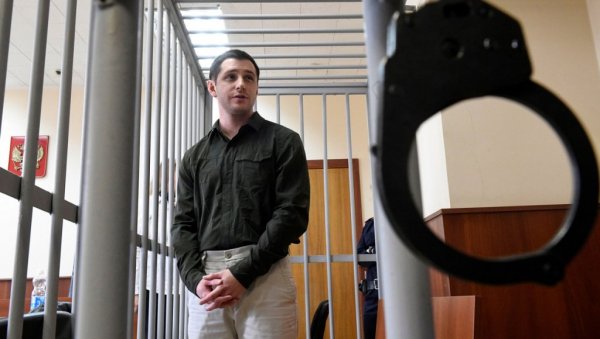 РУСКИ АПЕЛАЦИОНИ СУД ПОТВРДИО: Деветогодишња затворска казна бившем америчком маринцу РУСКИ АПЕЛАЦИОНИ СУД ПОТВРДИО: Деветогодишња затворска казна бившем америчком маринцу