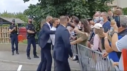 СТИДЉИВКО СА ЈАКОМ РУКОМ: Познат идентитет нападача на француског председника током посете југу земље СТИДЉИВКО СА ЈАКОМ РУКОМ: Познат идентитет нападача на француског председника током посете југу земље