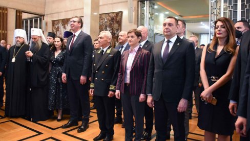 ВУЧИЋ И ВУЛИН НА ПРИЈЕМУ ПОВОДОМ ДАНА РУСИЈЕ: Путину и братском народу пожелели развој и просперитет ВУЧИЋ И ВУЛИН НА ПРИЈЕМУ ПОВОДОМ ДАНА РУСИЈЕ: Путину и братском народу пожелели развој и просперитет
