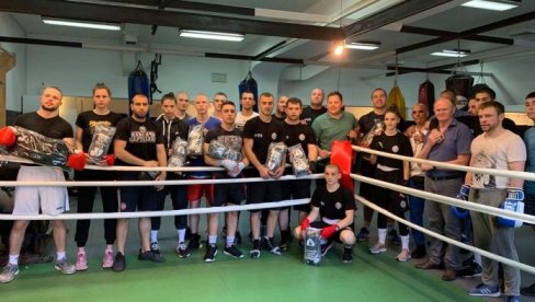 BOROVČANIN IZNENADIO BOKSERE: Nova oprema stigla u BK Partizan BOROVČANIN IZNENADIO BOKSERE: Nova oprema stigla u BK Partizan