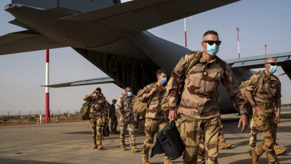 СТИЖЕ ЛИ ЕУ ВОЈСКА? Европа извлачи поуке из америчког дебакла у Авганистану СТИЖЕ ЛИ ЕУ ВОЈСКА? Европа извлачи поуке из америчког дебакла у Авганистану