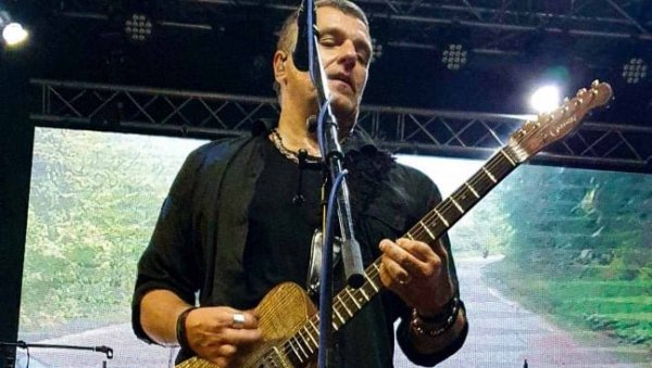 ЕРУПЦИЈА ЕНЕРГИЈЕ ЛОМИЛА ТРЕБИЊЕ: Великани домаћег рока Ван Гог и Генерација 5 свирали на мото-скупу ЕРУПЦИЈА ЕНЕРГИЈЕ ЛОМИЛА ТРЕБИЊЕ: Великани домаћег рока Ван Гог и Генерација 5 свирали на мото-скупу