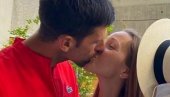 NOLE I JELENA ZALJUBLJENI KAO PRVOG DANA: Intimni trenuci sa odmora - jahta, more, ona u njegovom krilu i poljupci (VIDEO)