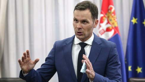 МАЛИ ОДГОВОРИО РАДОСАВЉЕВИЋУ: Тенденциозан покушај да се унизе огромни успеси Србије МАЛИ ОДГОВОРИО РАДОСАВЉЕВИЋУ: Тенденциозан покушај да се унизе огромни успеси Србије