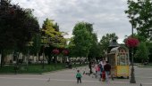 ВИШЕ МЕСТА ЗА ИЗЛАГАЧЕ И ПОСЕТИОЦЕ: „Винофест“ на Градском тргу у Вршцу од 9. до 11. јула ВИШЕ МЕСТА ЗА ИЗЛАГАЧЕ И ПОСЕТИОЦЕ: „Винофест“ на Градском тргу у Вршцу од 9. до 11. јула
