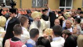 ДА БУДЕМО САВРЕМЕНИ, А ОСТАНЕМО ЧЕСТИТИ: Патријарх Порфирије служио литургију у Врању ДА БУДЕМО САВРЕМЕНИ, А ОСТАНЕМО ЧЕСТИТИ: Патријарх Порфирије служио литургију у Врању