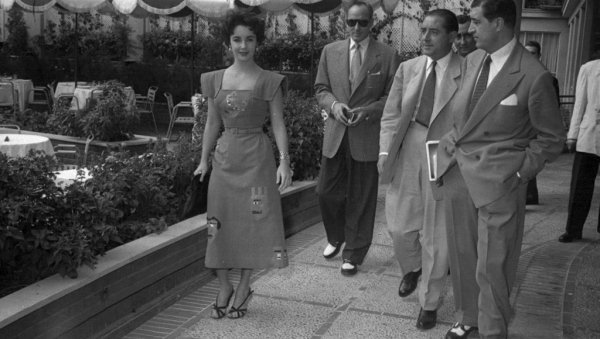 УМЕТНОСТ ФОТОГРАФИЈЕ: Херардо Контрерас УМЕТНОСТ ФОТОГРАФИЈЕ: Херардо Контрерас