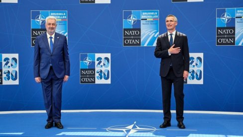 САРАДЊА СА РУСИЈОМ, ПОШТОВАЊЕ ОДЛУКА АЛИЈАНСЕ: Кривокапић предводио делегацију Црне Горе на НАТО самиту у Бриселу САРАДЊА СА РУСИЈОМ, ПОШТОВАЊЕ ОДЛУКА АЛИЈАНСЕ: Кривокапић предводио делегацију Црне Горе на НАТО самиту у Бриселу