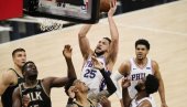 ATLANTA IZJEDNAČILA: Bogdanović sa 22 poena drugi strelac Hoksa (VIDEO) ATLANTA IZJEDNAČILA: Bogdanović sa 22 poena drugi strelac Hoksa (VIDEO)