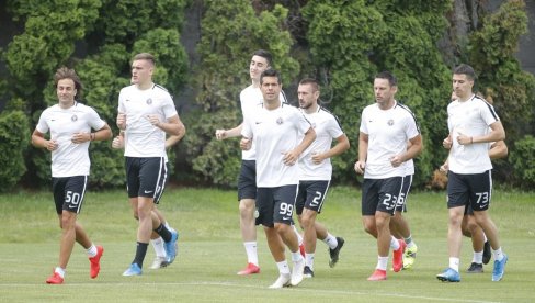 PARTIZAN POČEO PRIPREME: Start bez devetorice reprezentativaca PARTIZAN POČEO PRIPREME: Start bez devetorice reprezentativaca