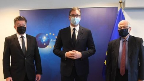 ДИЈАЛОГ ЈЕ ВАЖАН, СРБИЈА ЈЕ НАЈВАЖНИЈА: Председник Вучић се састао са Борељом и Лајчаком (ФОТО) ДИЈАЛОГ ЈЕ ВАЖАН, СРБИЈА ЈЕ НАЈВАЖНИЈА: Председник Вучић се састао са Борељом и Лајчаком (ФОТО)