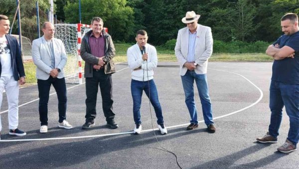 СЕОСКЕ СПОРТСКЕ ИГРЕ: Село Рудна Глава добија терен као победик СЕОСКЕ СПОРТСКЕ ИГРЕ: Село Рудна Глава добија терен као победик