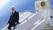БАЈДЕН ЈЕ СТИГАО: Амерички председник слетео у Женеву, сутра се састаје са Путином (ФОТО) БАЈДЕН ЈЕ СТИГАО: Амерички председник слетео у Женеву, сутра се састаје са Путином (ФОТО)