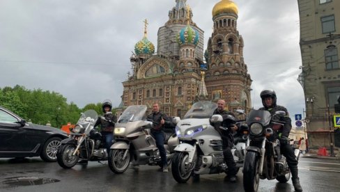 U ČAST STRADANJA OCA HARITONA: Do Valamske svetinje, na put dug 2.950 kilometara, uz blagoslov patrijarha Porfirija (FOTO) U ČAST STRADANJA OCA HARITONA: Do Valamske svetinje, na put dug 2.950 kilometara, uz blagoslov patrijarha Porfirija (FOTO)