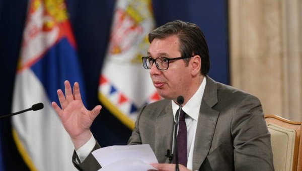 ПА ТО СЕЧЕ БРДО! Вучић најавио највећи приказ војне моћи српске армије - Дођите на Пештер уочи Видовдана ПА ТО СЕЧЕ БРДО! Вучић најавио највећи приказ војне моћи српске армије - Дођите на Пештер уочи Видовдана