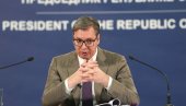 PLAŠIM SE KRAJA LETA Vučić o korona virusu: Imamo dovoljno vakcina, ali ne i dovoljno imunizovanih PLAŠIM SE KRAJA LETA Vučić o korona virusu: Imamo dovoljno vakcina, ali ne i dovoljno imunizovanih