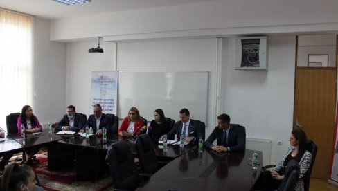 MOĆI ĆE OVDE DA ŽIVE I UČE: Bijeljina dobija studentski dom (FOTO) MOĆI ĆE OVDE DA ŽIVE I UČE: Bijeljina dobija studentski dom (FOTO)