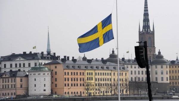 ЈАСАН СИГНАЛ ЗА РУСИЈУ: Шведска ће дозволити размештање НАТО трупа и пре формалног чланства