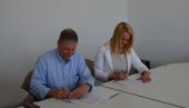 JOŠ JEDNA NEMAČKA KOMPANIJA U SVILAJNCU: Srbi prave elektronske komponente i uređaje JOŠ JEDNA NEMAČKA KOMPANIJA U SVILAJNCU: Srbi prave elektronske komponente i uređaje