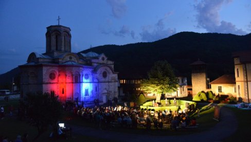 VEČERAS POČINJU JEFIMIJINI DANI: Koncert braće Teofilović, pesnici u manastiru LJubostinja VEČERAS POČINJU JEFIMIJINI DANI: Koncert braće Teofilović, pesnici u manastiru LJubostinja