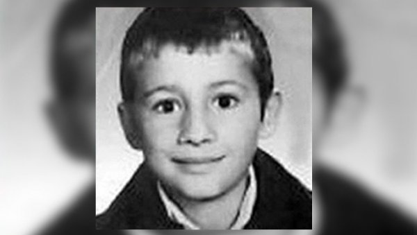 ЗВЕРСКИ УБИЈЕНИ СЛОБОДАН (12) ДОБИЈА СПОМЕНИК КОД ЗВОРНИКА: Мали страдалник из минулог рата имаће обележје и у цркви у селу Дрињача ЗВЕРСКИ УБИЈЕНИ СЛОБОДАН (12) ДОБИЈА СПОМЕНИК КОД ЗВОРНИКА: Мали страдалник из минулог рата имаће обележје и у цркви у селу Дрињача