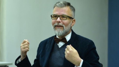 ЧИЈИ ЈЕ БОЈ НА КОСОВУ: Историчар Дејан Ристић о прекрајању историје Вљоре Читаку - то само психотерапеут може да објасни ЧИЈИ ЈЕ БОЈ НА КОСОВУ: Историчар Дејан Ристић о прекрајању историје Вљоре Читаку - то само психотерапеут може да објасни
