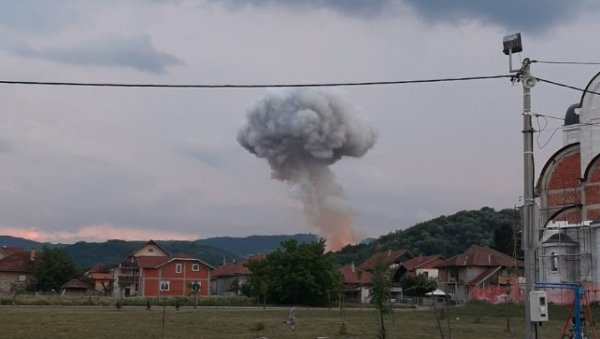 ПРВЕ ФОТОГРАФИЈЕ ИЗ ЧАЧКА: Детонација узнемирила грађане, сумња се да опет гори Слобода! ПРВЕ ФОТОГРАФИЈЕ ИЗ ЧАЧКА: Детонација узнемирила грађане, сумња се да опет гори Слобода!