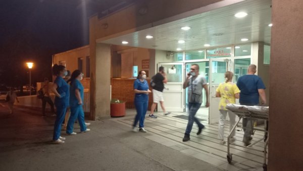 ДИРЕКТОР БОЛНИЦЕ У ЧАЧКУ ЗА НОВОСТИ: Ево какво је стање радника повређених у експлозији у фабрици Слобода ДИРЕКТОР БОЛНИЦЕ У ЧАЧКУ ЗА НОВОСТИ: Ево какво је стање радника повређених у експлозији у фабрици Слобода
