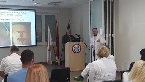 ВЕЛИКА ПОМОЋ ПРОФЕСОРА СИМИЋА: Директор Института за здравствену заштиту мајке и детета у бијељинској болници ВЕЛИКА ПОМОЋ ПРОФЕСОРА СИМИЋА: Директор Института за здравствену заштиту мајке и детета у бијељинској болници
