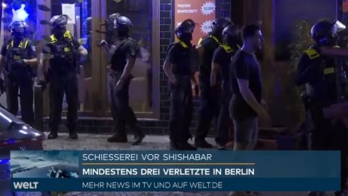 IZREŠETAN PAZARAC U BERLINU: Velika pucnjava - Na trojku iz Srbije ispaljeno 29 hitaca IZREŠETAN PAZARAC U BERLINU: Velika pucnjava - Na trojku iz Srbije ispaljeno 29 hitaca